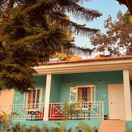 Stan-Inn, North Goa, Vagator, With Strong Wifi,Free Private Parking & Kitchen, Can Cook Where You Stay Экстерьер фото