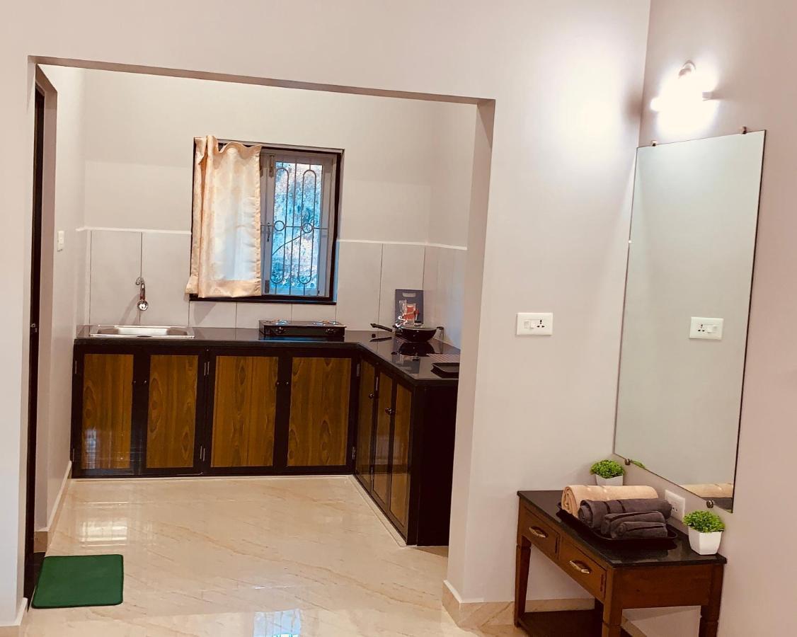 Stan-Inn, North Goa, Vagator, With Strong Wifi,Free Private Parking & Kitchen, Can Cook Where You Stay Экстерьер фото